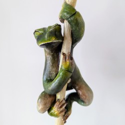 Sculpture grenouille artisanale | Statuette argile et vernis | Déco na