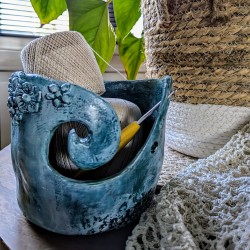 Bol à Laine Turquoise Artisanal | Guide Fil Argile Fleurs