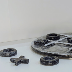 Jeu de morpion artisanal en argile – Pièce unique