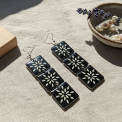 Boucles d'oreilles Cascade Noir et Blanc | Papier & Résine | Bijoux