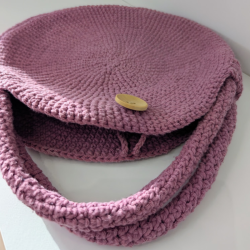Sac Rond au Crochet Vieux Rose avec Bouton Bois. dubofresco