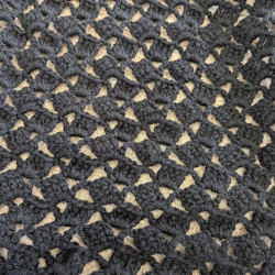 Grand Châle au Crochet Noir Intense - 204 cm - Pièce de Créateur