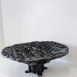 Corbeille sur pied artisanale tressée | Centre de table argile & verni