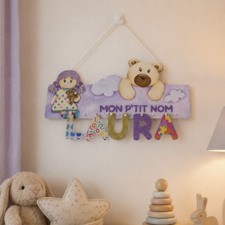 Déco Murale Prénom "Poupée & Ourson" - Argile & Résine - 45€