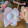 Vase et Fleurs Sculptés en Argile et Résine - Art Floral Unique